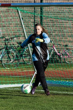 Bild 212 - C-Juniorinnen Kaltenkirchener TS - TuS Tensfeld : Ergebnis: 8:1